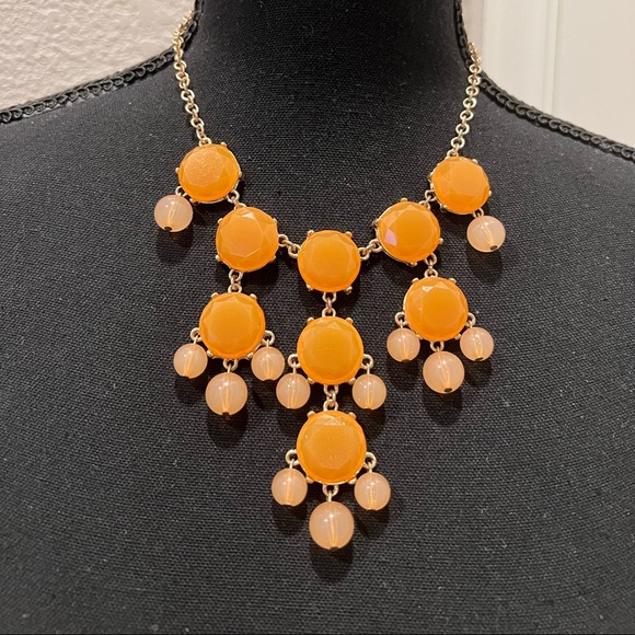 Vintage Light Orange Statement Necklace Gold Tone Chain Costume Jewelry - Picture 2 of 6